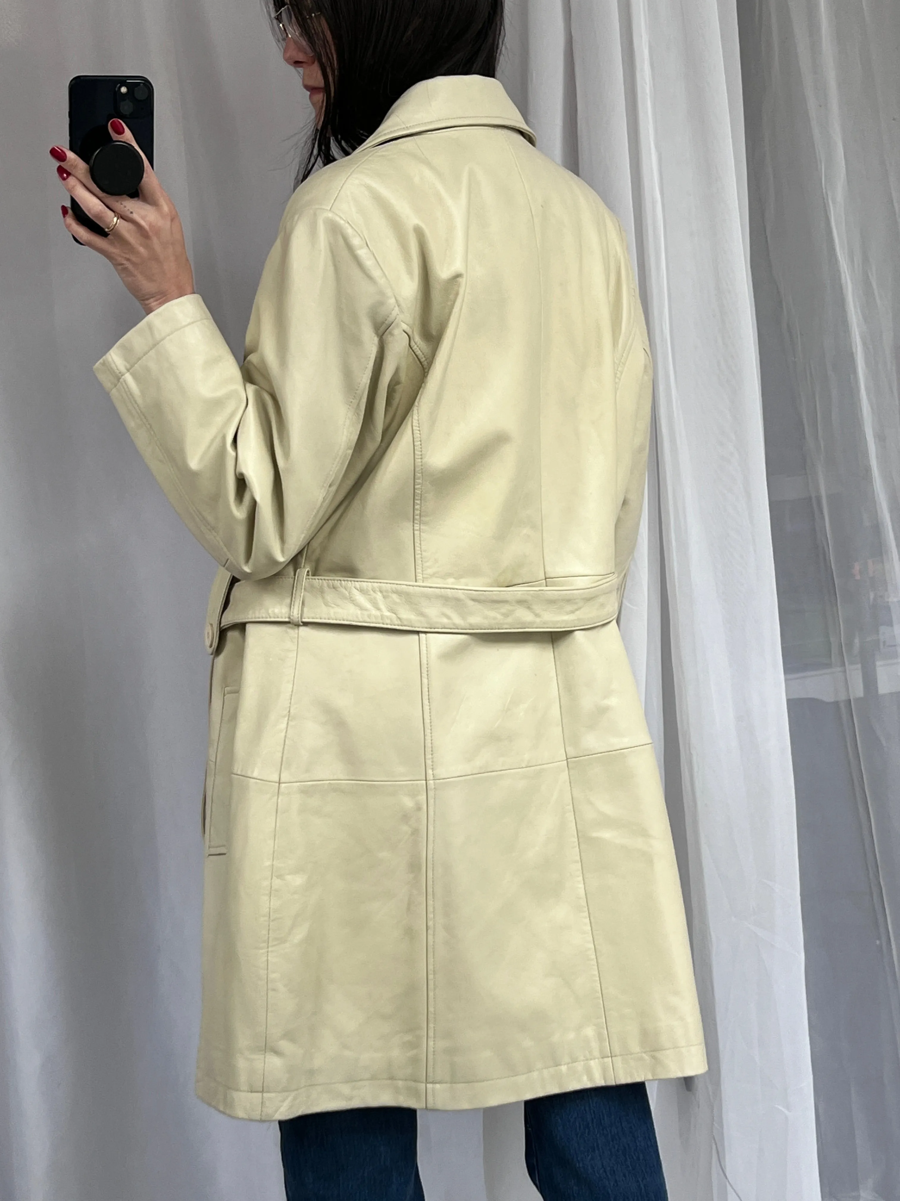 Excelled white leather trench