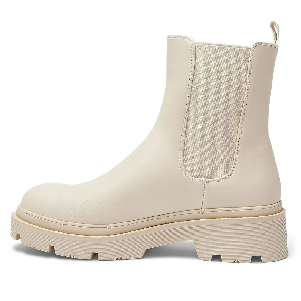 Hale Boot in Bone Smooth