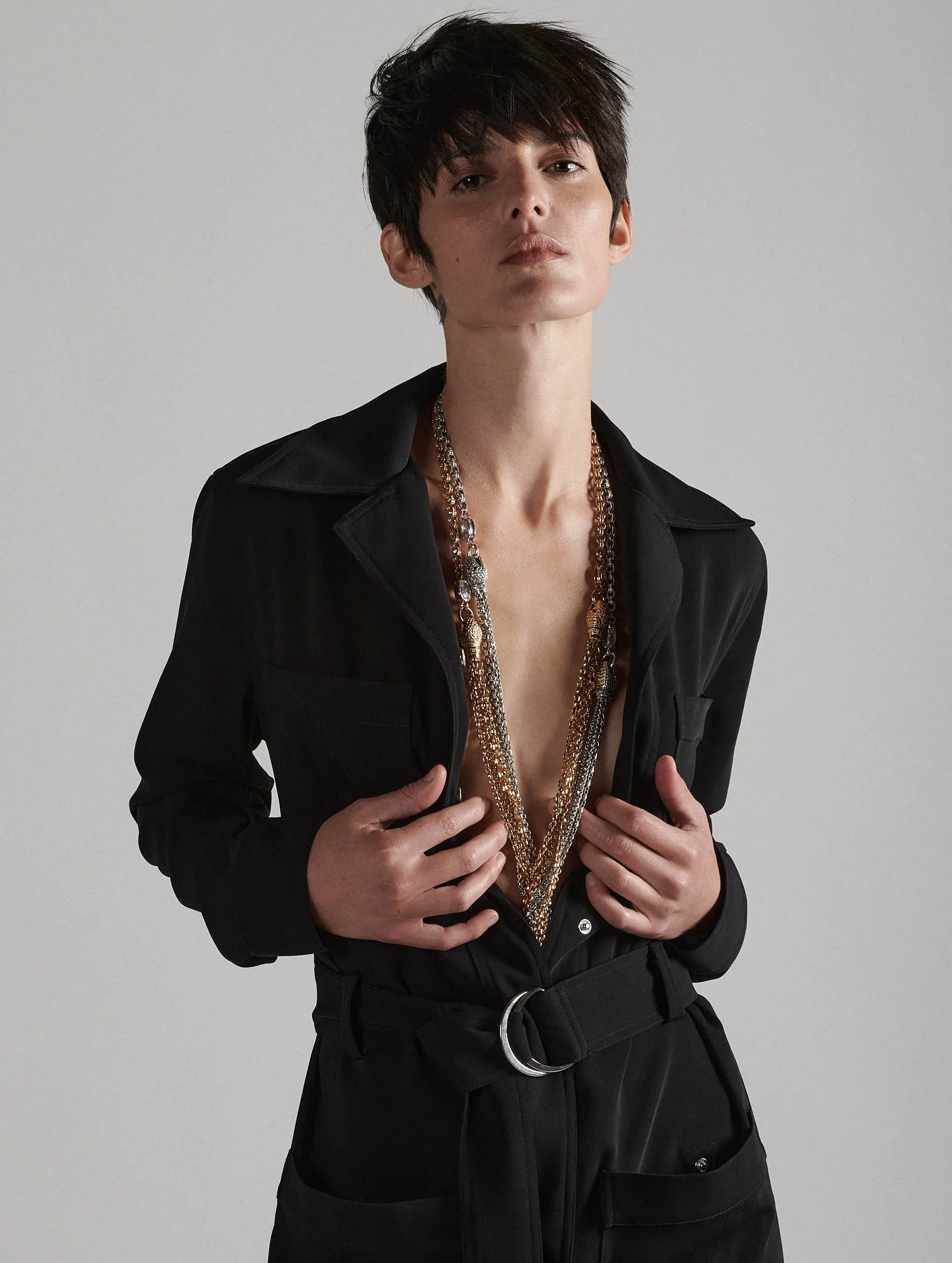 Robe-manteau en crêpe fluide noire