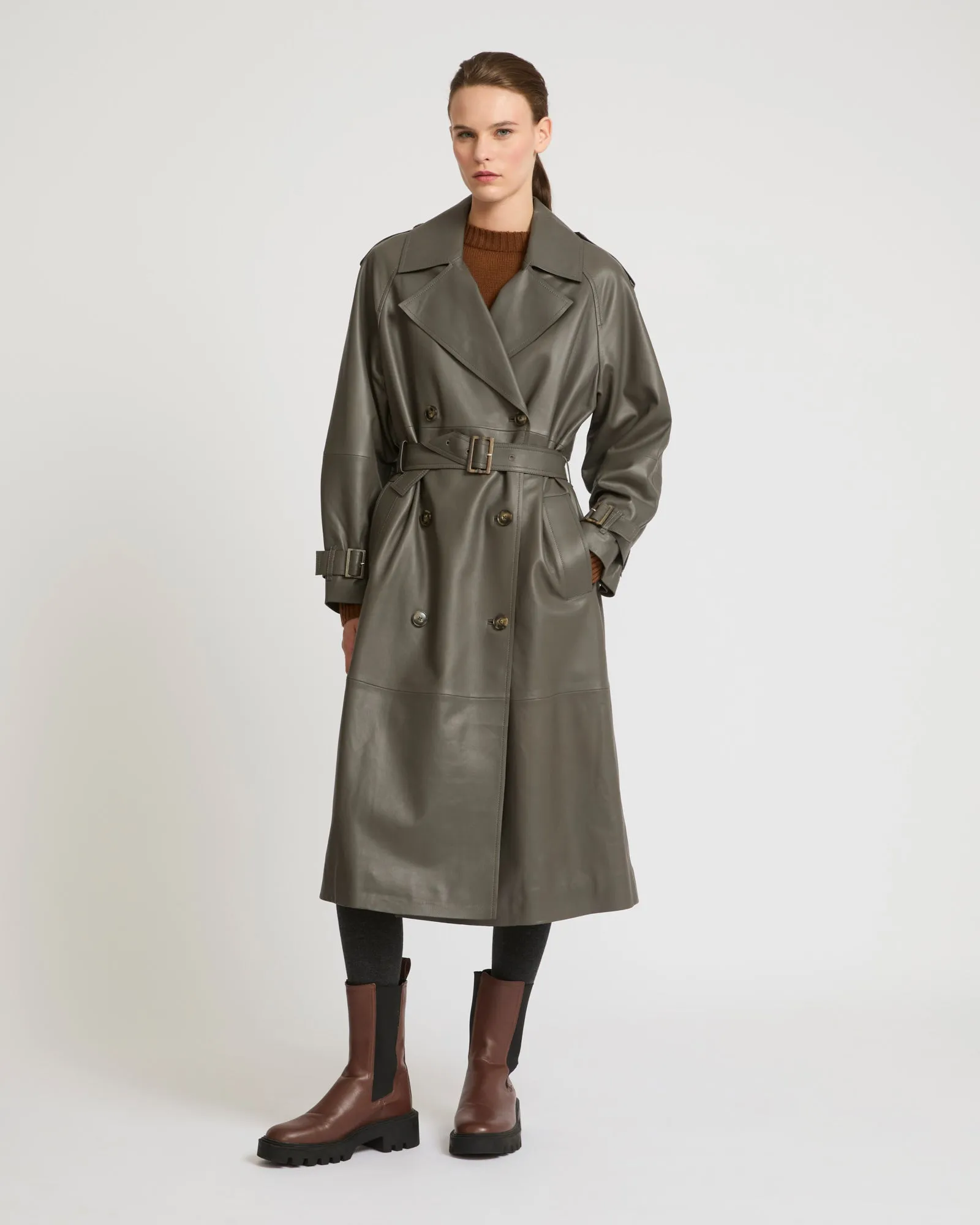 Trench long ceinturé en cuir d'agneau